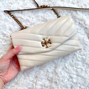 Tory Burch Kira Chevron Chain Wallet in Color New Cream